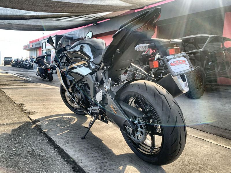 New 2026 Kawasaki NINJA ZX-6R ABS Image 22