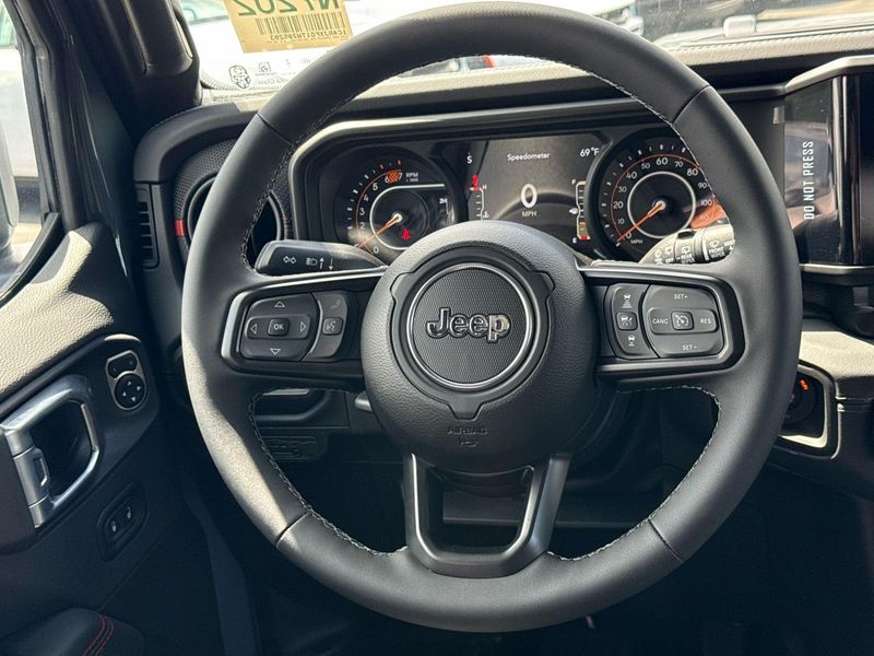 New 2026 Jeep Wrangler 4-door Rubicon X