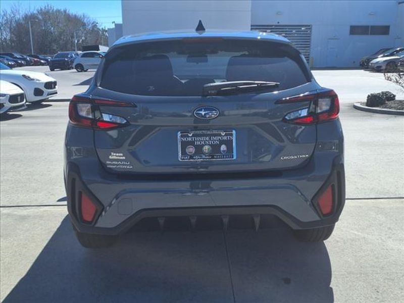 2024 Subaru Crosstrek BaseImage 9