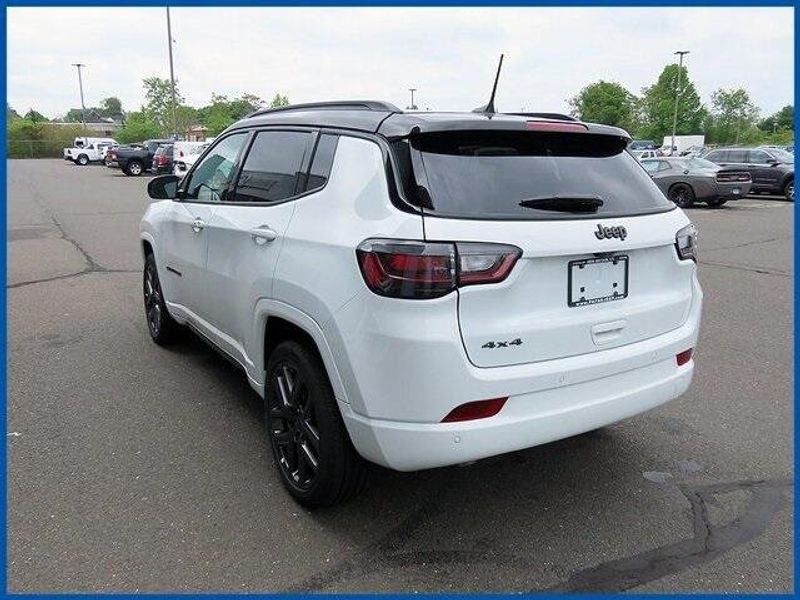 2025 Jeep Compass LimitedImage 5