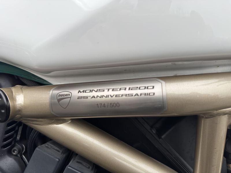 2019 Ducati Monster 1200 25TH ANNIVERSARIO 