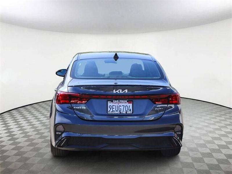 2023 Kia Forte GT-LineImage 8