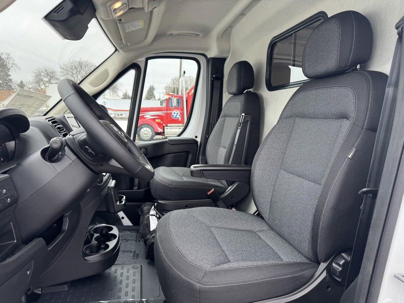 2025 RAM ProMaster Cargo Van TradesmanImage 14