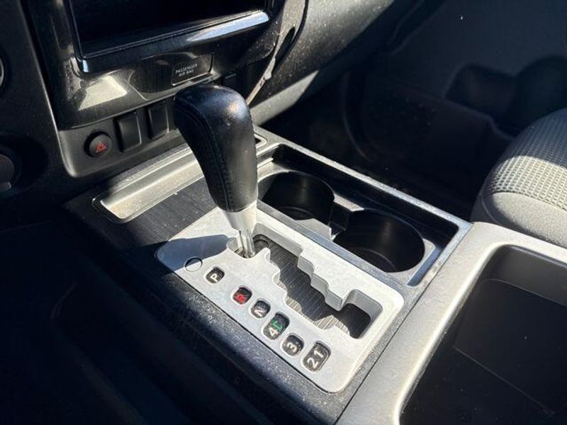 2014 Nissan Titan SV