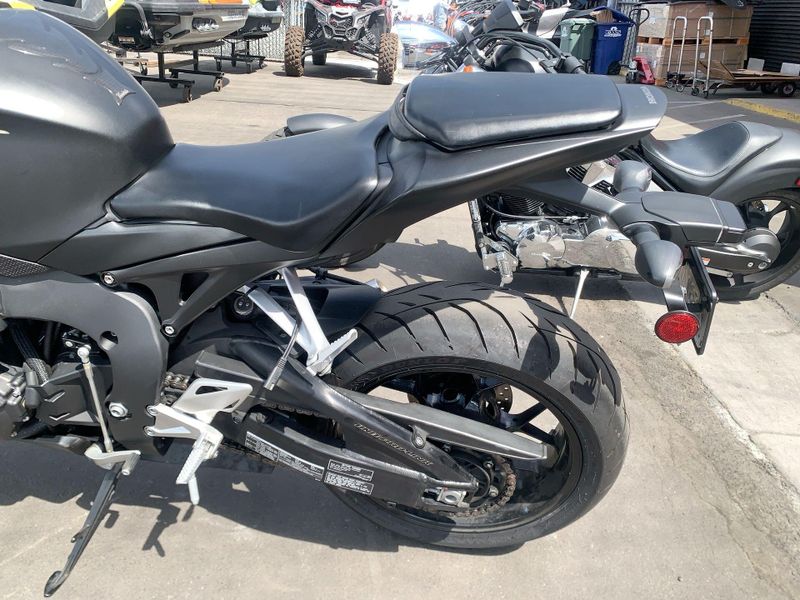 Used 2016 Honda CBR1000RR Image 10