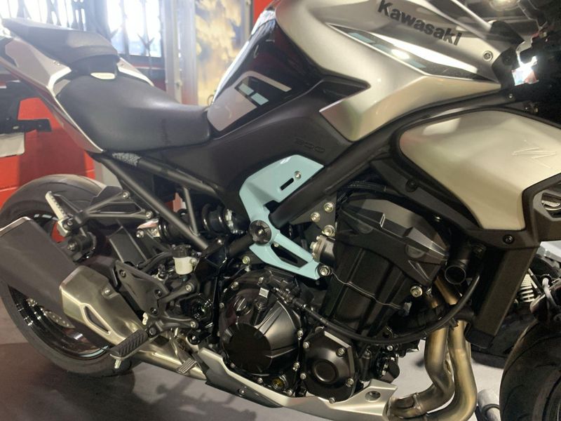 New 2025 Kawasaki Z900 ABS Image 13