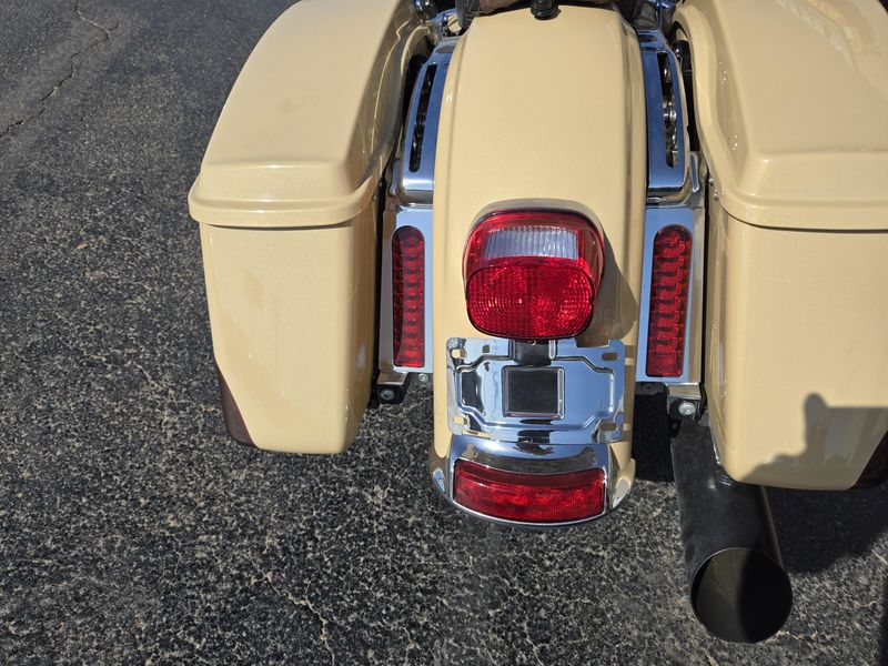 USED 2014 HARLEY ELECTRA GLIDE ULTRA LIMITED Image 12