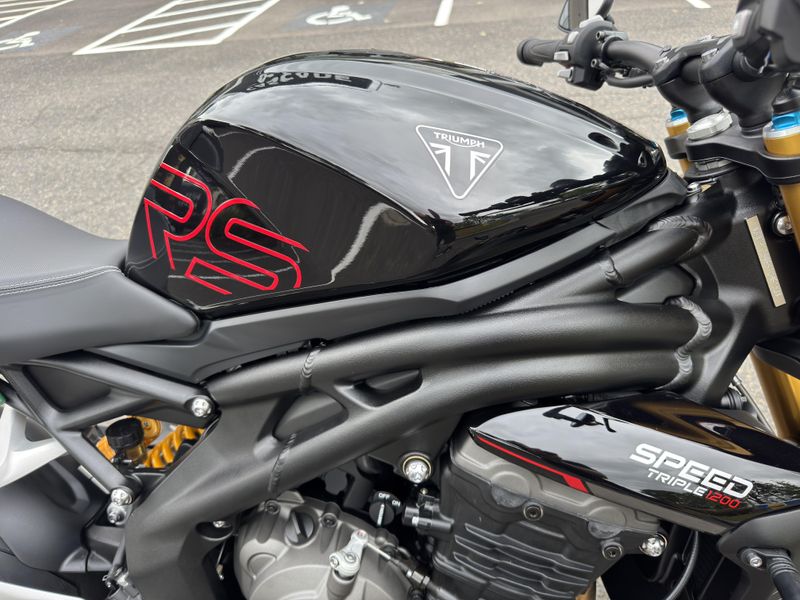 2025 Triumph Speed Triple 1200 RS - JET BLACK 