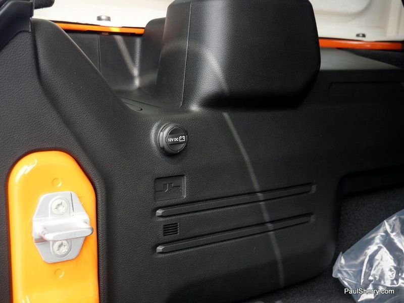 2025 Jeep Wrangler 4-door SaharaImage 19