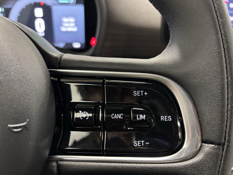 New 2025 Fiat 500e Giorgio Armani Collector