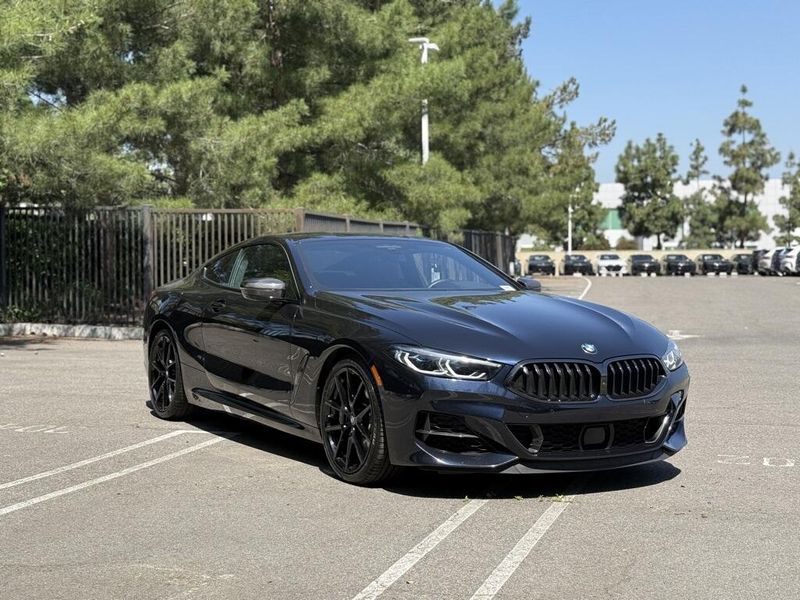 2022 BMW 8 Series M850i xDriveImage 4