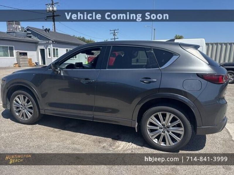 2022 Mazda CX-5 2.5 Turbo SignatureImage 8