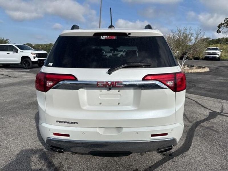 2018 Gmc Acadia Denali photo 4