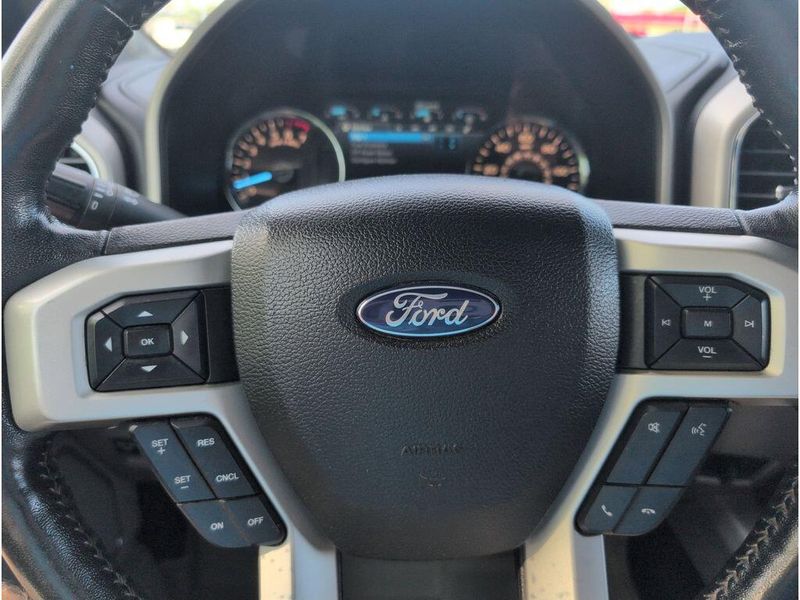 2018 Ford F-150 LariatImage 28