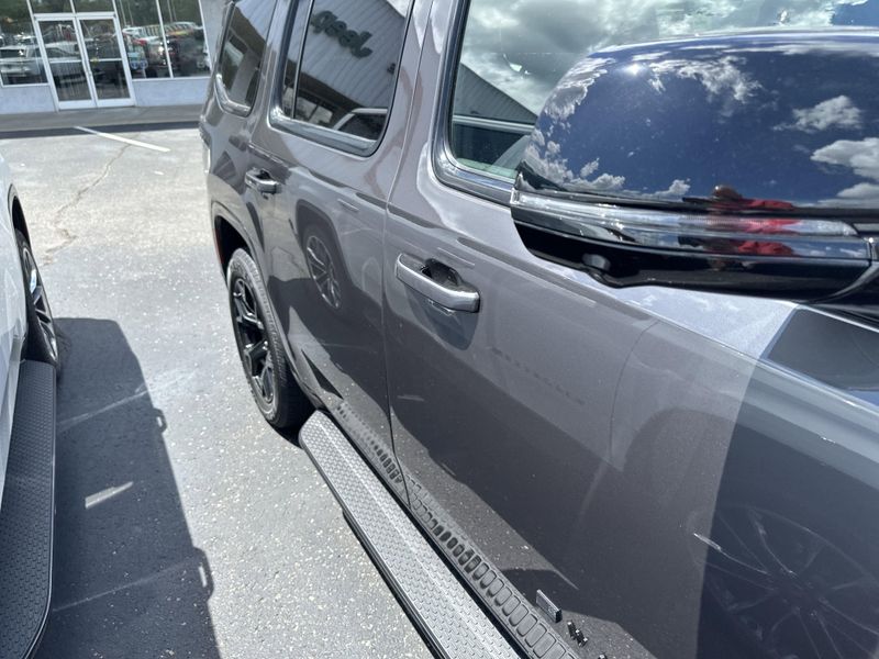 2025 Jeep Wagoneer Carbide 4x4Image 5