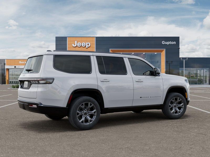 2026 Jeep Grand Wagoneer Limited Altitude 4x4Image 52