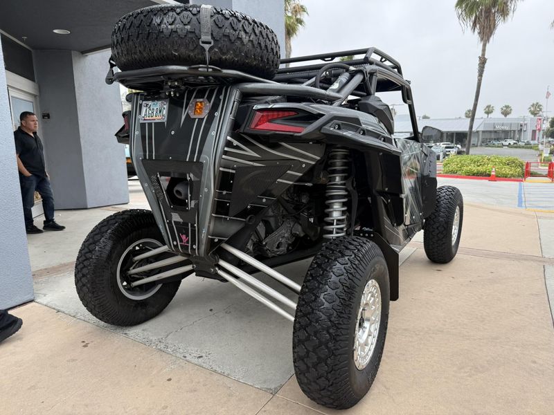 2017 Can-Am SSV MAVERICK X3 XRS 903TCIC TB 17 X rs TURBO R Image 10
