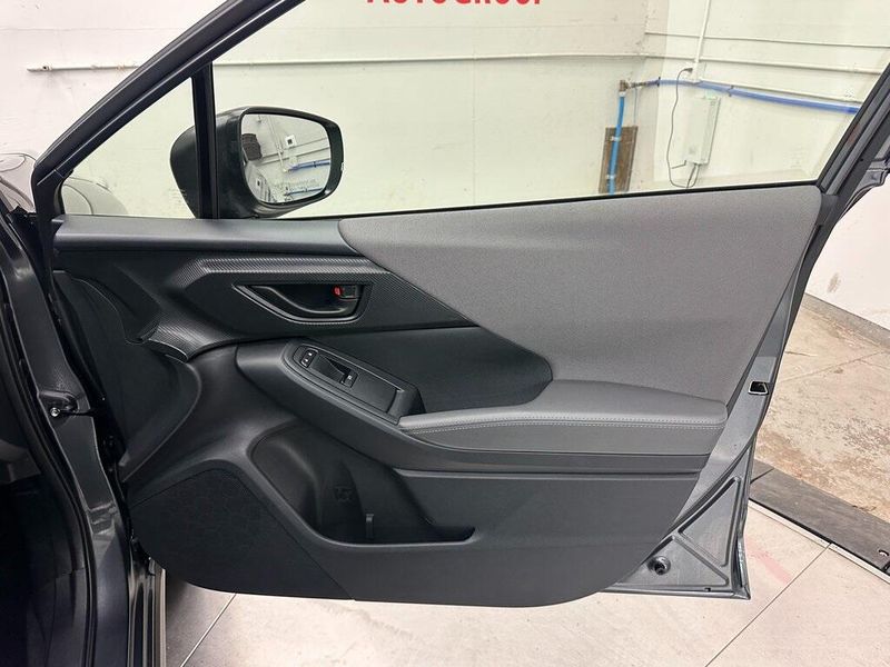 2025 Subaru Crosstrek Premium photo 19
