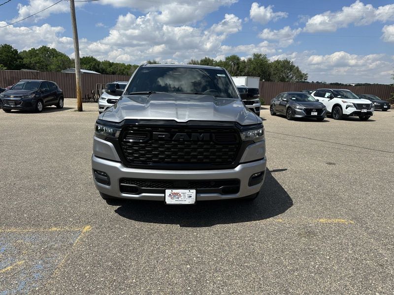 2025 RAM 1500 Big Horn Crew Cab 4x4 5