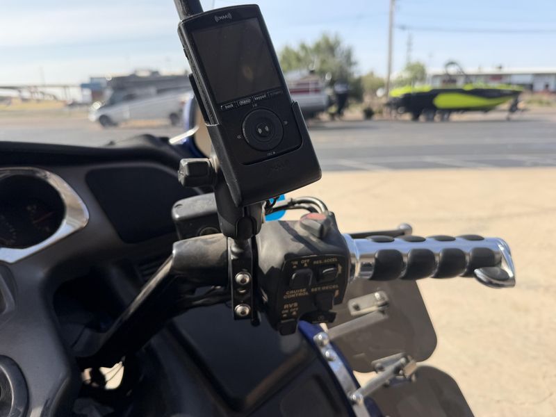 USED 2001 HONDA GOLD WING 1800 AC Image 2