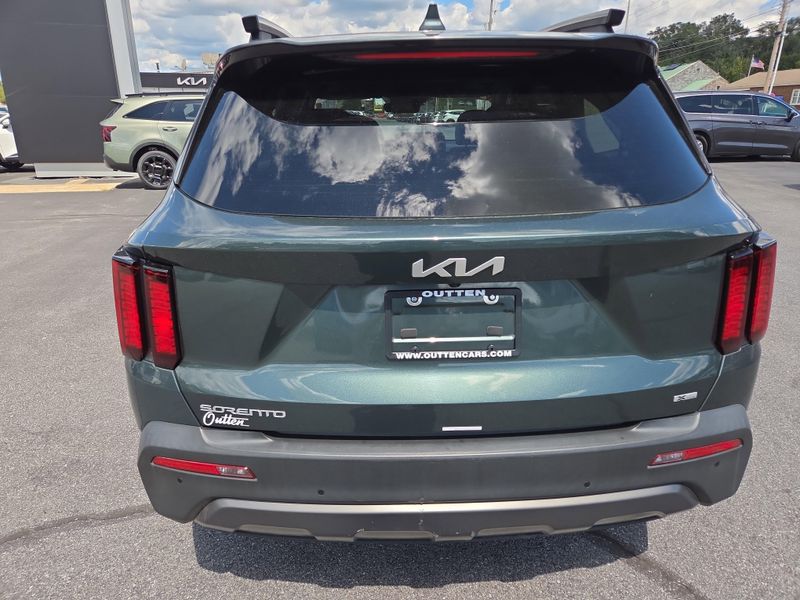 2023 Kia Sorento X-Line S photo 4