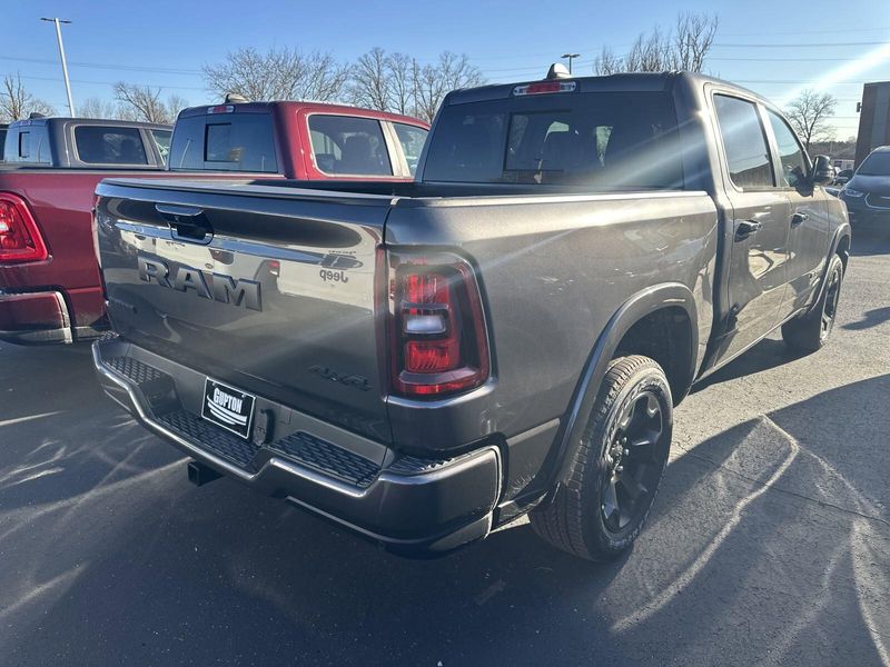 2025 RAM 1500 Big Horn Crew Cab 4x4 5