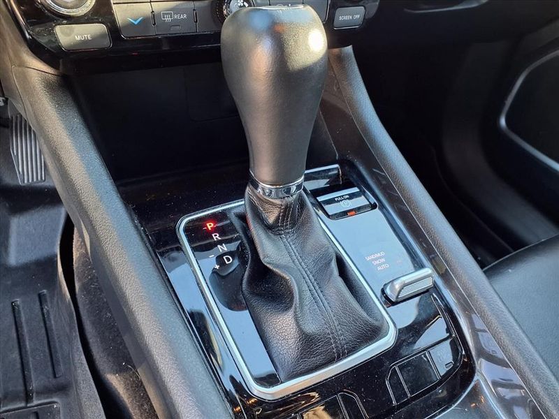 Used 2023 Jeep Compass LatitudeImage 20