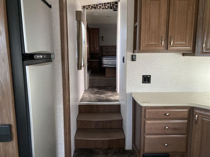 Used 2023 FOX MOUNTAIN 265RDS Image 18