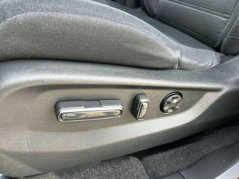 Used 2019 Honda CR-V EXImage 19