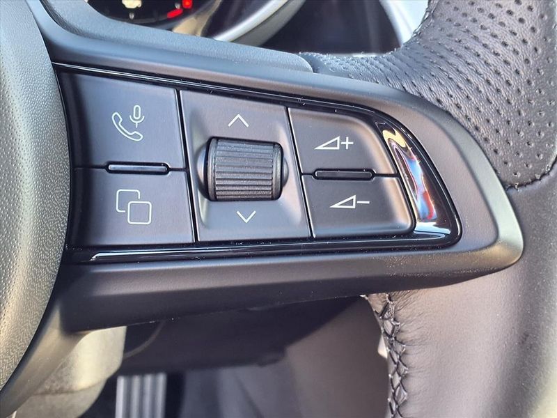 New 2026 Alfa Romeo Giulia VeloceImage 21