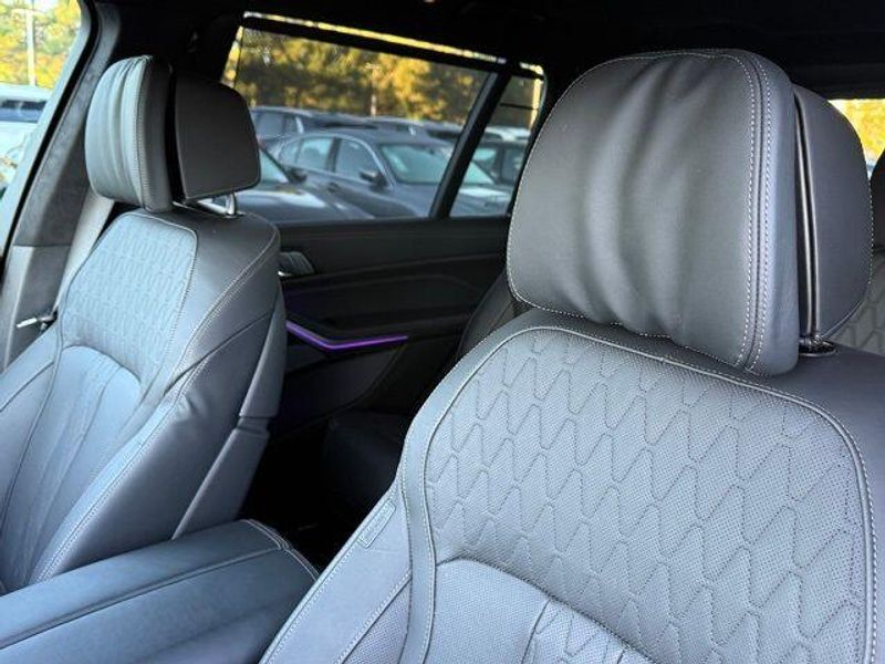 Used 2025 BMW X7 M60iImage 21