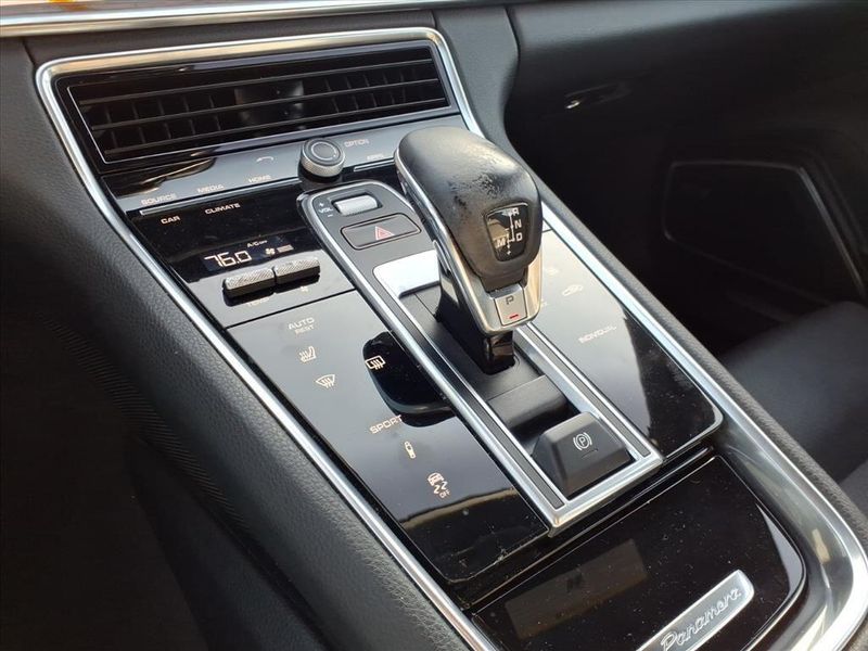 Used 2020 Porsche Panamera 10 Years EditionImage 26