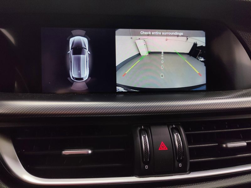 New 2025 Alfa Romeo Stelvio AwdImage 25