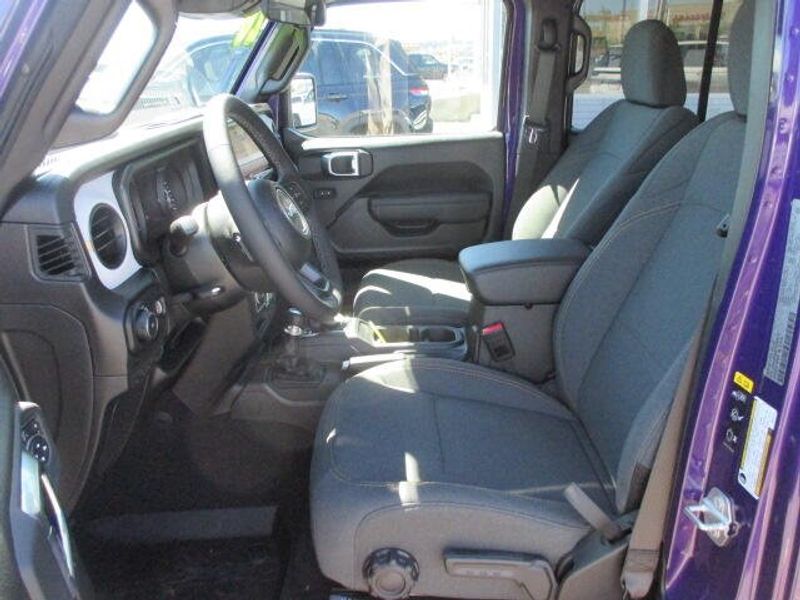 New 2026 Jeep Wrangler 4-door Sport SImage 14