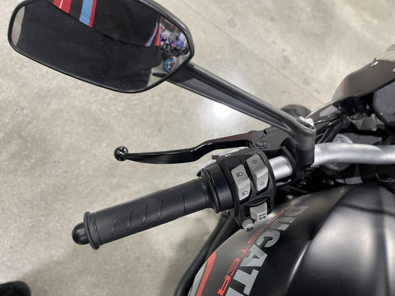 Used 2020 Ducati MONSTER 821 Image 11