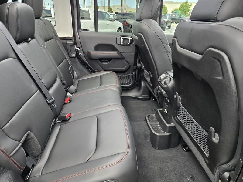 New 2026 Jeep Wrangler 4-door Rubicon X