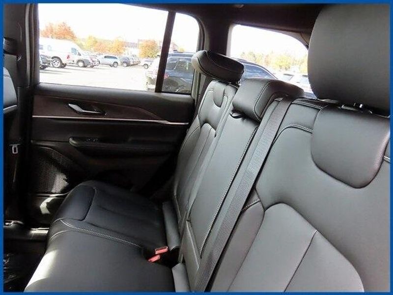 2025 Jeep Grand Cherokee LimitedImage 10