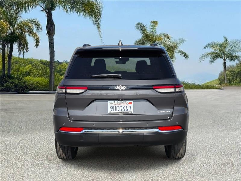 Used 2025 Jeep Grand Cherokee Laredo X 4x2