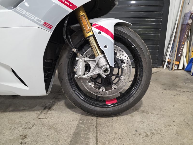2024 Ducati Supersport 950 S