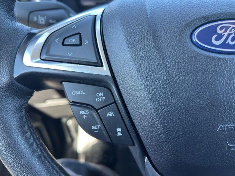 2024 Ford Edge SELImage 41