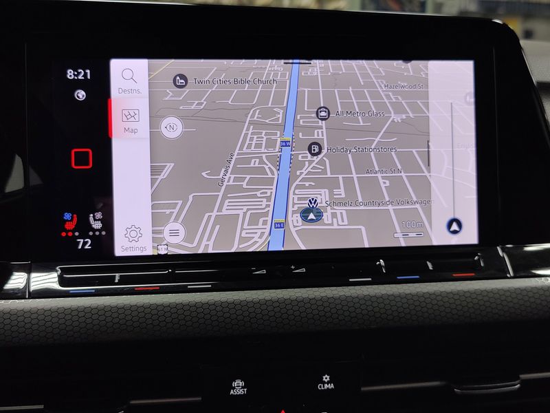 2024 Volkswagen Golf GTI SE w/Sunroof/Leather PkgImage 7