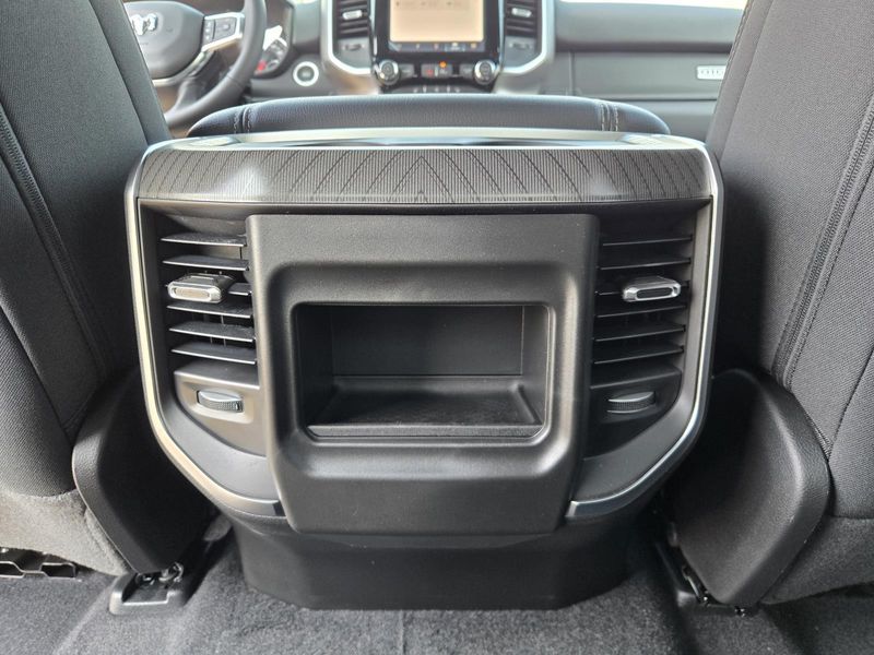 New 2026 RAM 1500 Big Horn Crew Cab 4x4 5'7' Box