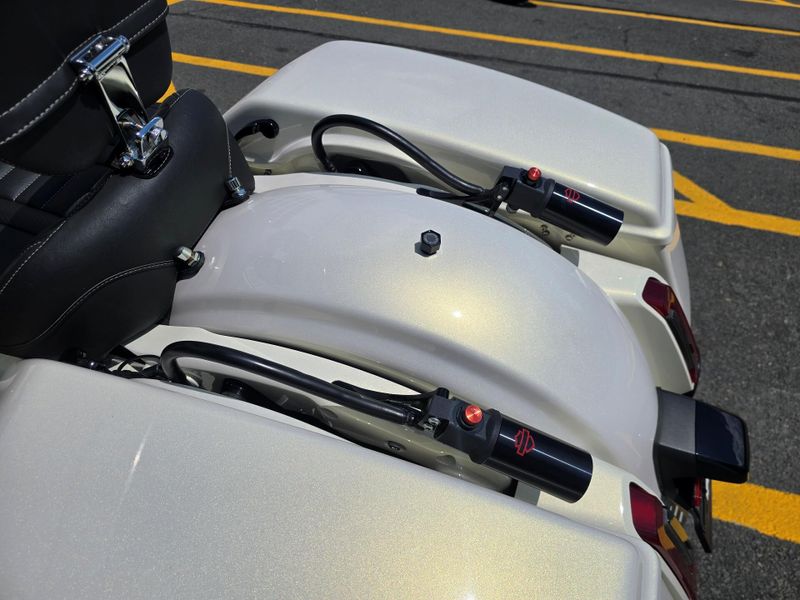 Used 2024 Harley-Davidson FLTRXSTSE Road Glide ST Image 12
