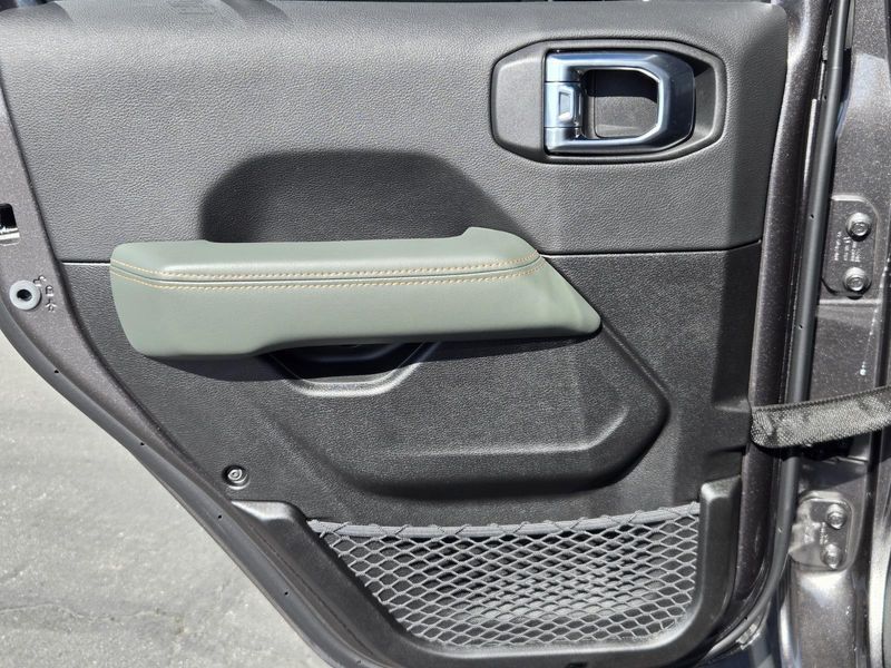 New 2026 Jeep Gladiator Mojave X 4x4