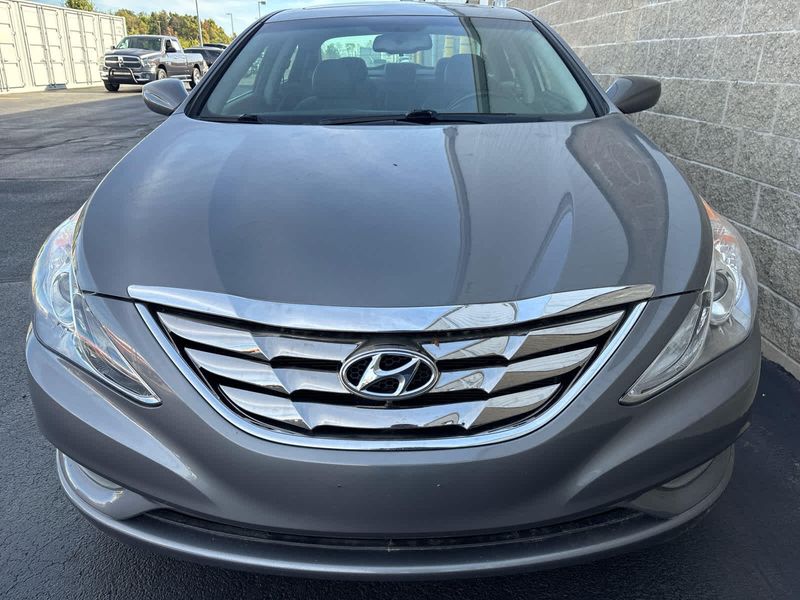 2013 Hyundai Sonata SE photo 3
