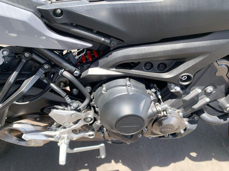 Used 2019 Yamaha TRACER 900 Image 4