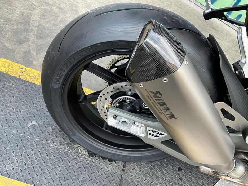 New 2026 BMW S 1000 RR Image 14