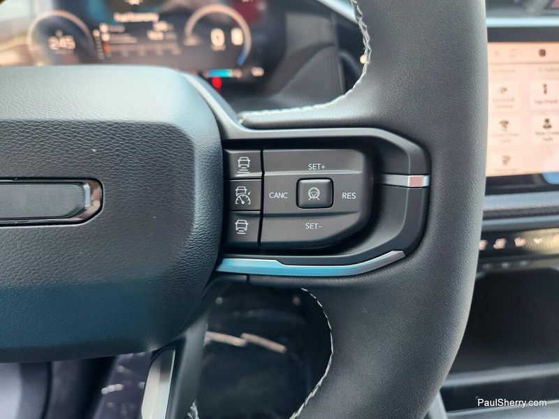 New 2026 Jeep Cherokee Overland 4x4