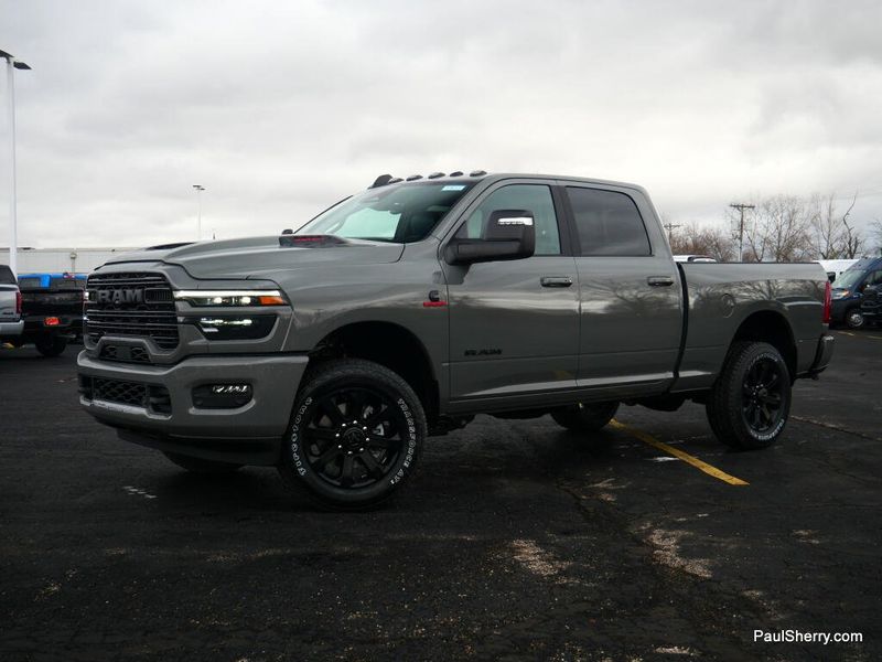 New 2026 RAM 3500 Laramie Crew Cab 4x4 6'4' Box