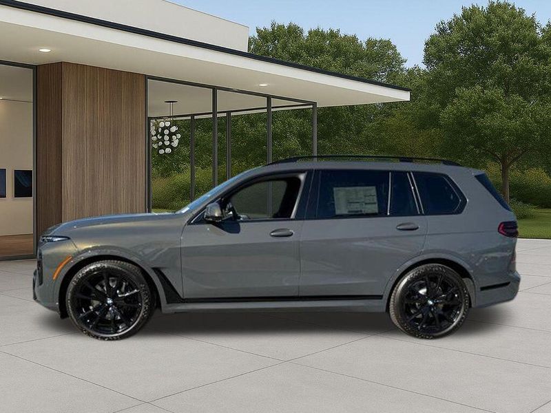 New 2026 BMW X7 xDrive40iImage 13